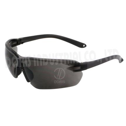 Ein St&#xFC;ck leichte Schutzbrille