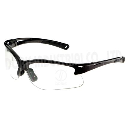 Puolikokoiset silm&#xE4;lasit, joilla on erityinen temppelisuunnittelu
