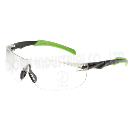 Panoramic Sports Eyewear with Contour-Fit Temples
