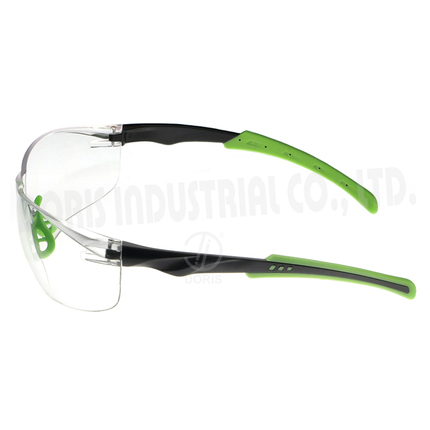 Panoramic Sports Eyewear with Contour-Fit Temples