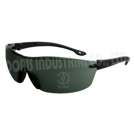 Classic One-Piece Wraparound Eyewear with Comfort Nose Pads